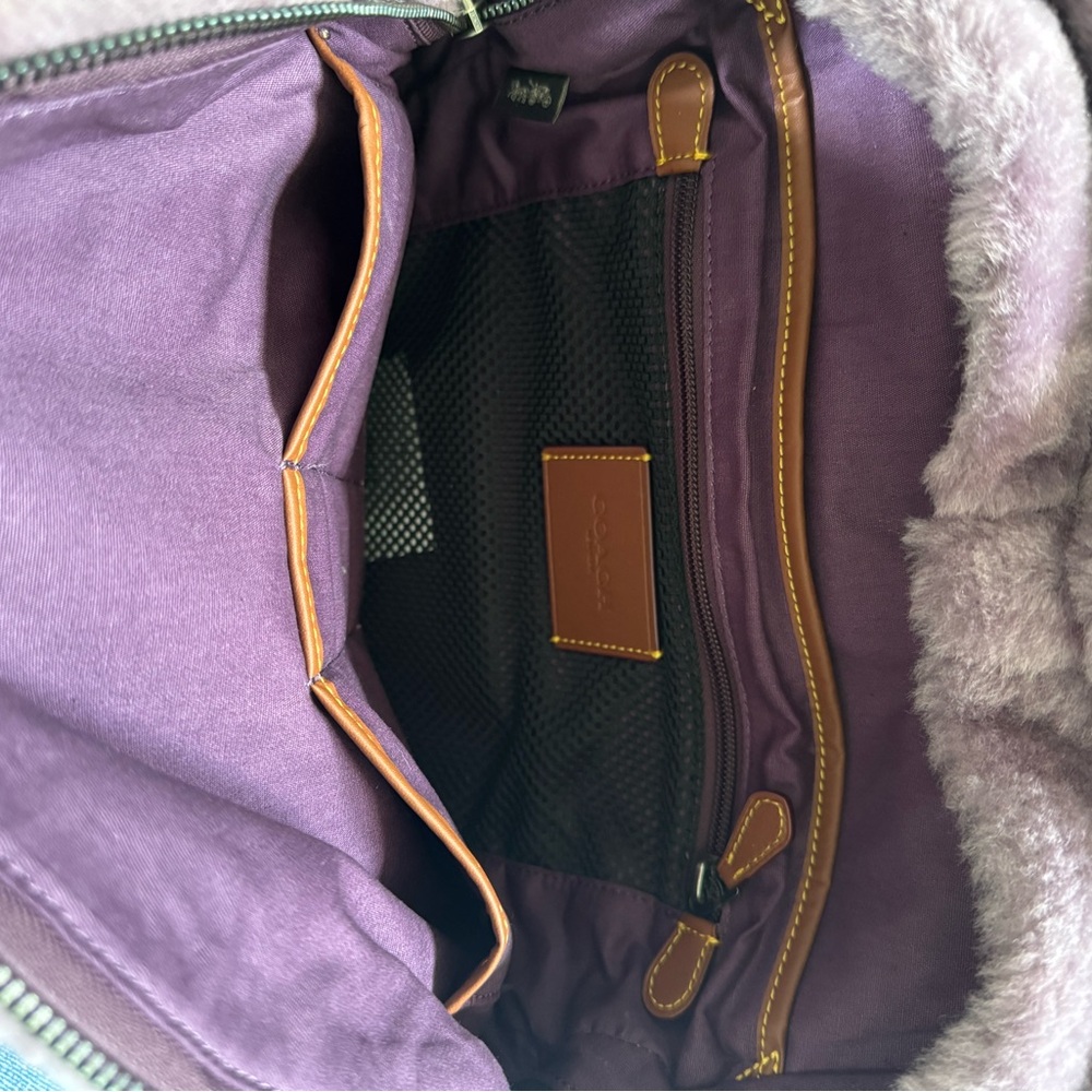Coach Charter Backpack In Signature Shearling - Picture 4 of 5